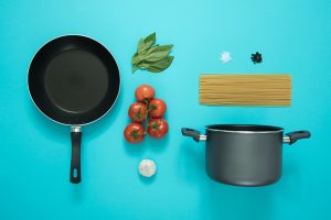 Prof. Sinikka Elliott publishes an op-ed in The Conversation on the challenges of finding time for home cooking